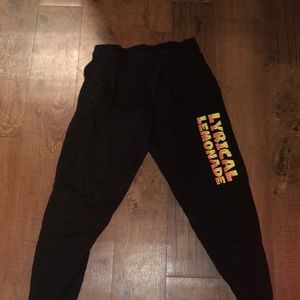 Lyrical lemonade sweat pants